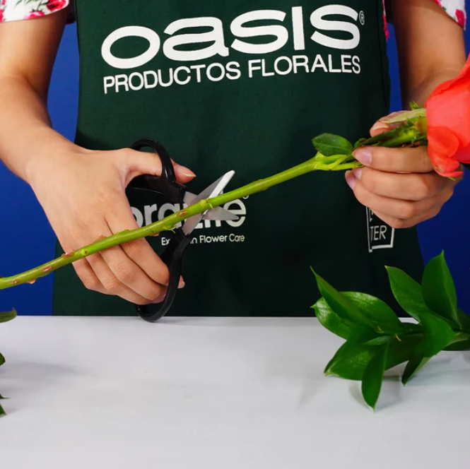 TIJERA FLORAL SENCILLA