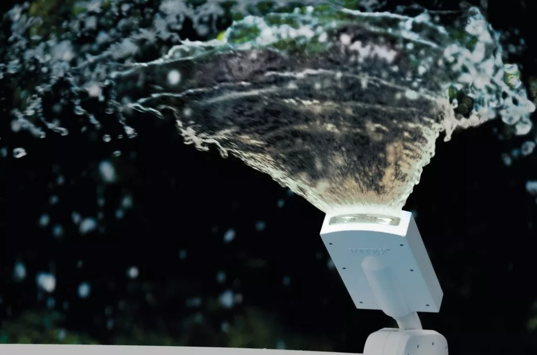 CASCADA AGUA VERTICAL CON LUCES INTEX
